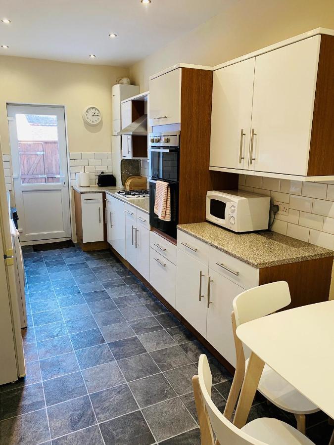 Light And Spacious Highcross Apartment Poulton-le-Fylde Exterior foto