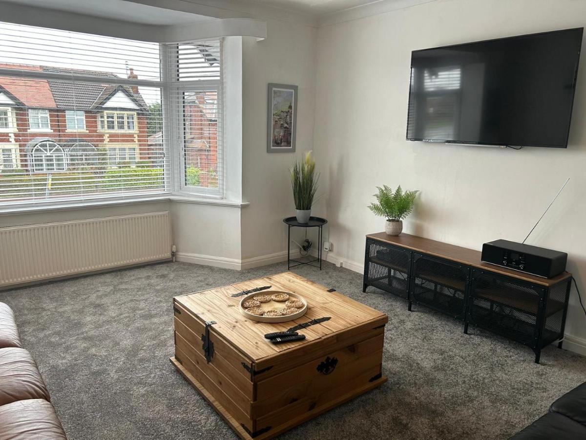 Light And Spacious Highcross Apartment Poulton-le-Fylde Exterior foto