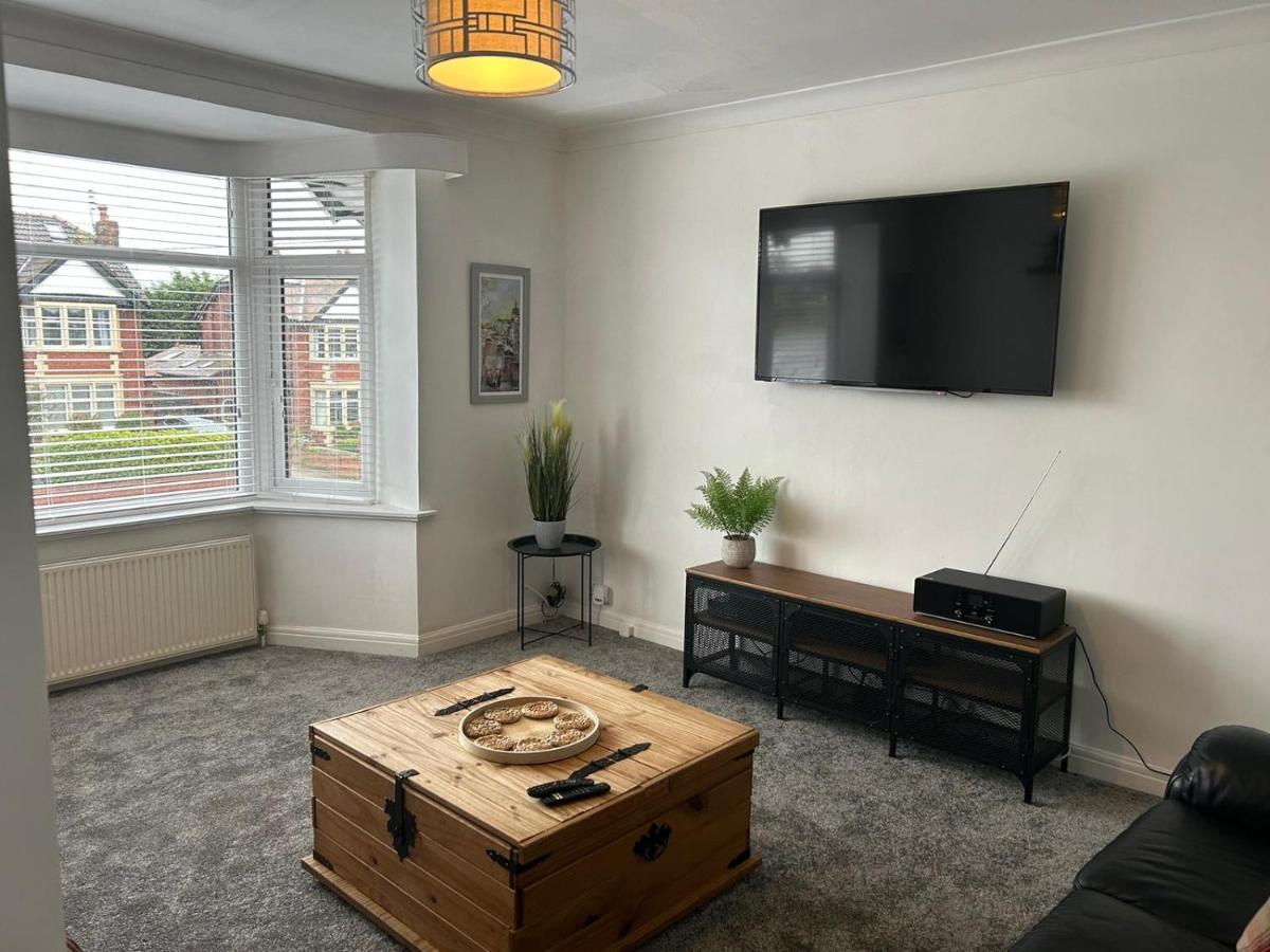 Light And Spacious Highcross Apartment Poulton-le-Fylde Exterior foto