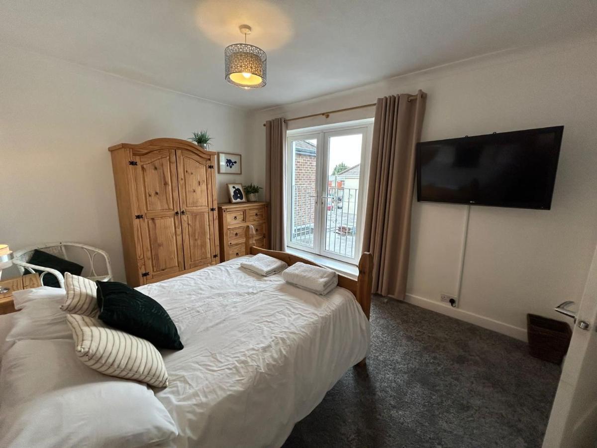 Light And Spacious Highcross Apartment Poulton-le-Fylde Exterior foto