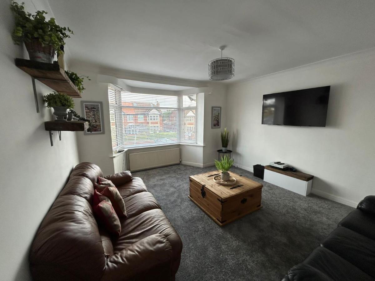 Light And Spacious Highcross Apartment Poulton-le-Fylde Exterior foto
