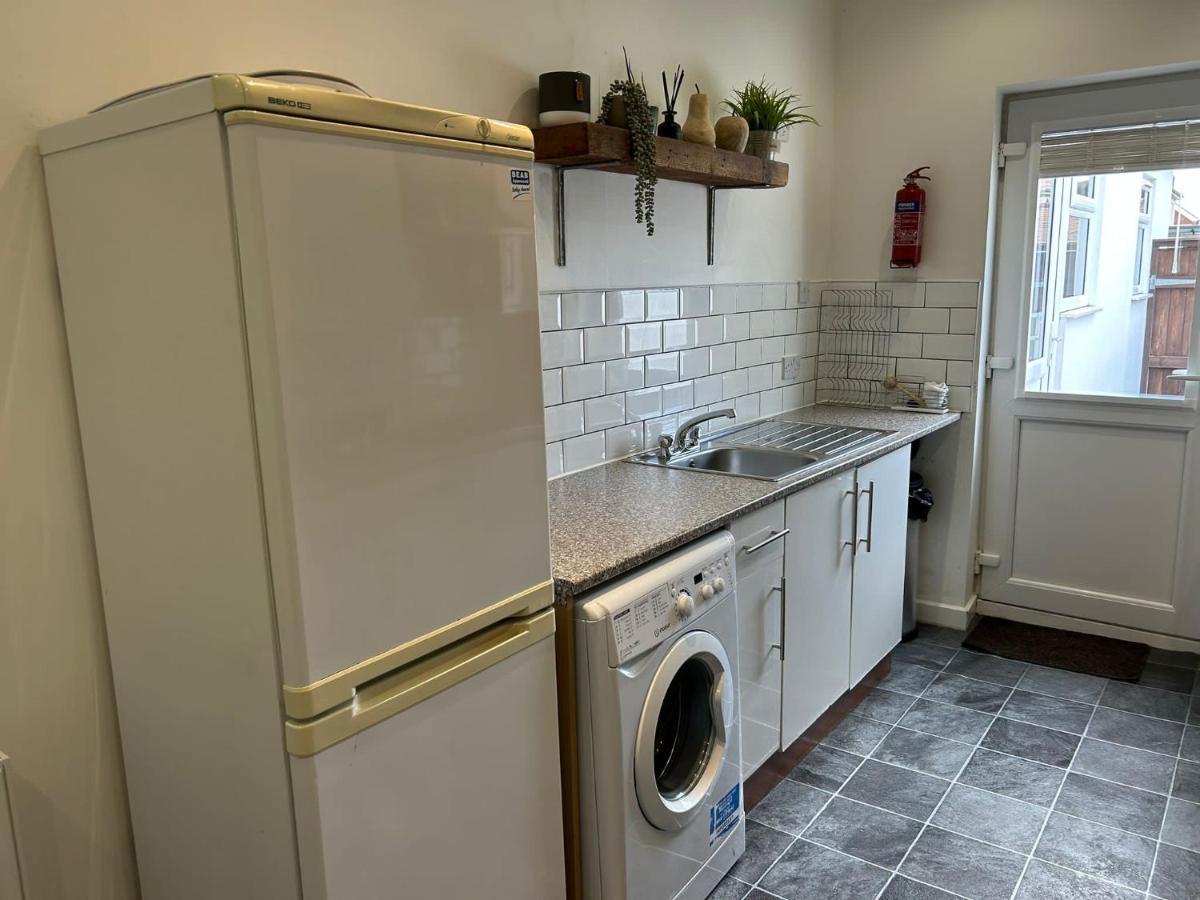Light And Spacious Highcross Apartment Poulton-le-Fylde Exterior foto